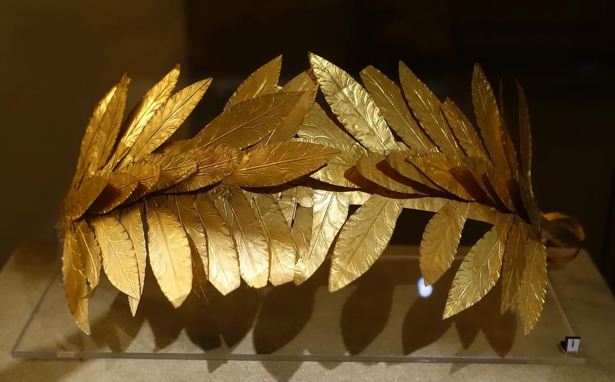 Goldene Lorbeerkrone der Rasenna, ausgestellt im Museo Gregoriano Etrusco der Vatikanischen Museen